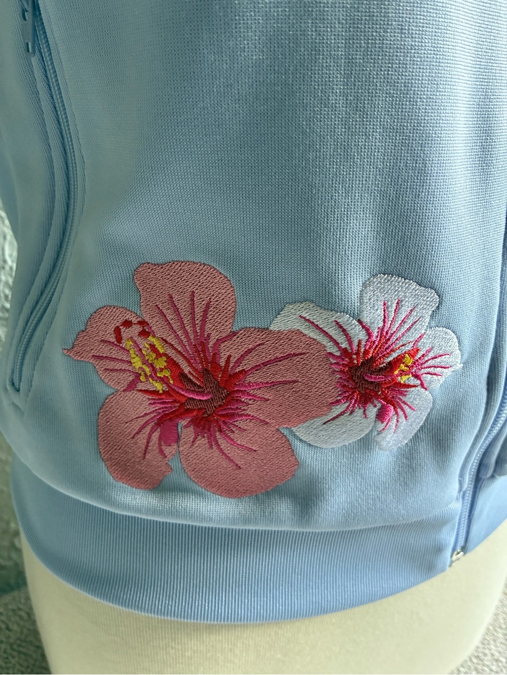 Vintage adidas I Love Honolulu
Sleeveless Track Vest Blue
Hawaiian Floral M - Picture 9 of 16